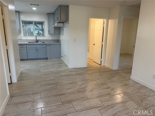 Front Image Thumbnail for CRTR26022113