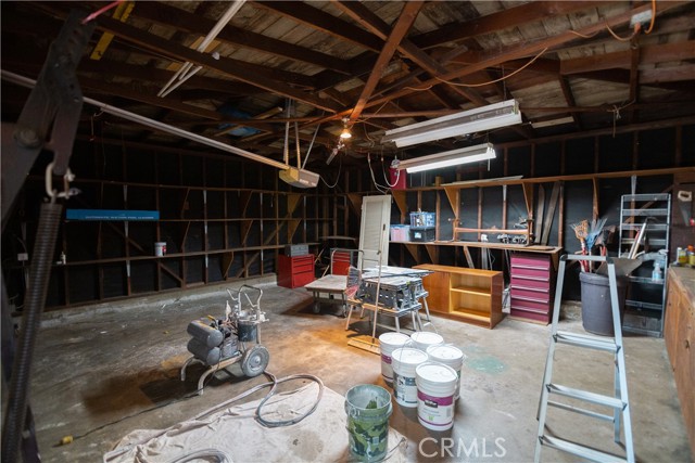 318 E Laurel Avenue, Sierra Madre CA: https://media.crmls.org/medias/7c92a92f-6707-4890-94b4-75e970ad0184.jpg