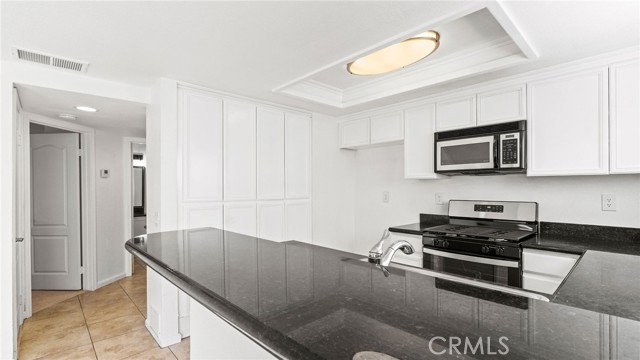 Detail Gallery Image 8 of 33 For 508 N Imperial Ave a,  Ontario,  CA 91764 - 3 Beds | 2 Baths