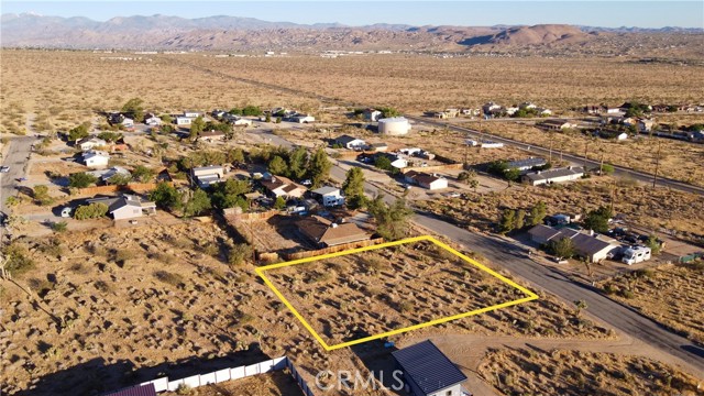 Detail Gallery Image 10 of 20 For 60255 Natoma Trl, Joshua Tree,  CA 92252 - – Beds | – Baths