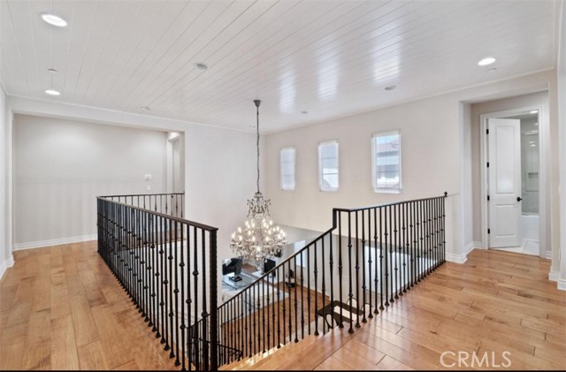 10 Shadybend, Irvine CA: https://media.crmls.org/medias/7c95756c-a51b-451a-8795-0b230655ccf5.jpg