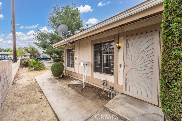 Image 3 of 36 For 915 Church Street