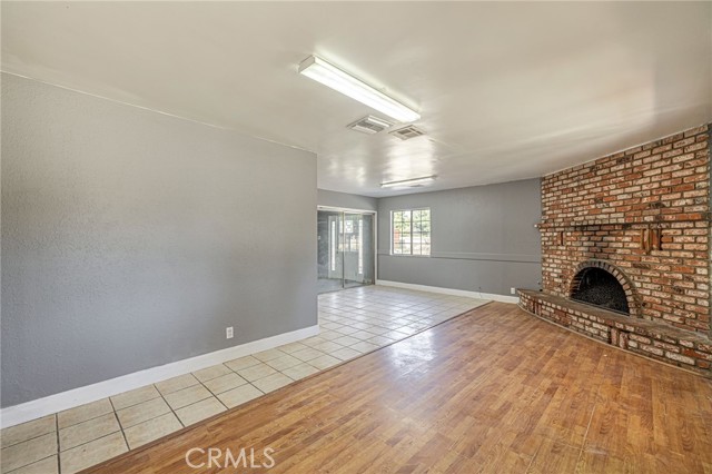 3149 E S Avenue, Palmdale CA: https://media.crmls.org/medias/7c963d57-f5a5-46b4-bb20-7dbce3c4a065.jpg