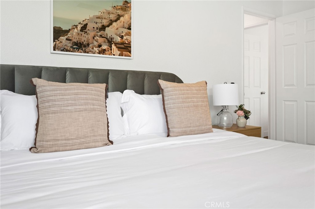 MLS #OC25257498 image #33