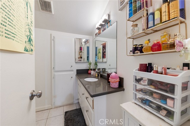 Detail Gallery Image 42 of 61 For 1319 via Esperanza, San Dimas,  CA 91773 - 6 Beds | 3 Baths