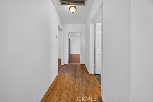 Detail Gallery Image 10 of 25 For 6444 Denny Ave, North Hollywood,  CA 91606 - 2 Beds | 1 Baths