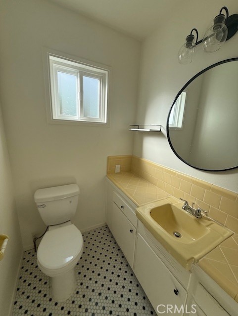 Detail Gallery Image 8 of 30 For 2707 Locksley Pl, Silver Lake Los Angeles,  CA 90039 - 3 Beds | 2 Baths