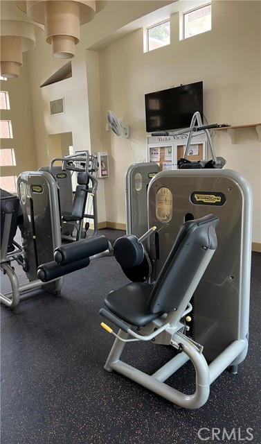 Detail Gallery Image 3 of 8 For 8889 Caminito Plaza Centro #7240,  San Diego,  CA 92122 - 1 Beds | 1 Baths