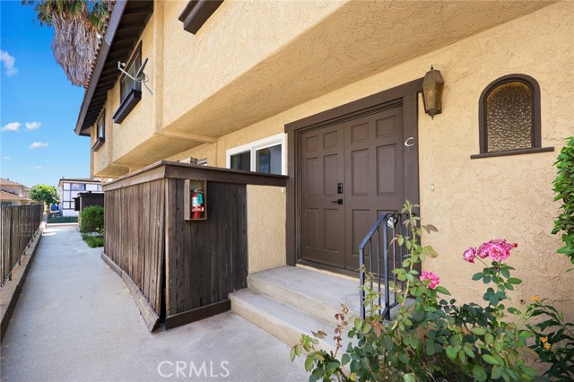 828 N Garfield Avenue, Alhambra CA: https://media.crmls.org/medias/7c991a5e-f537-45f7-99e6-d14e978c5098.jpg