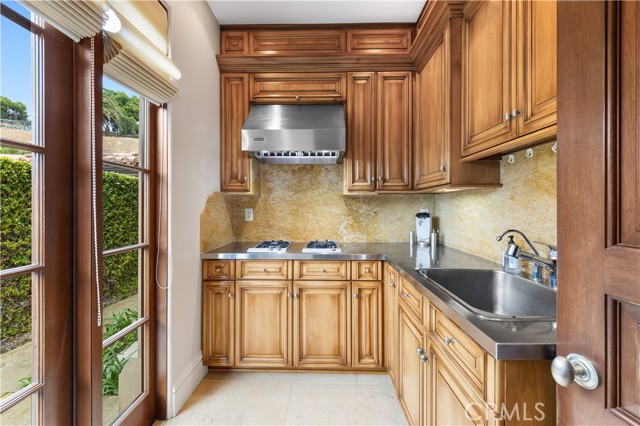 64 Laurel Drive, Rancho Palos Verdes CA: https://media.crmls.org/medias/7c9afd80-813c-4b30-8693-63d39fe62ab6.jpg