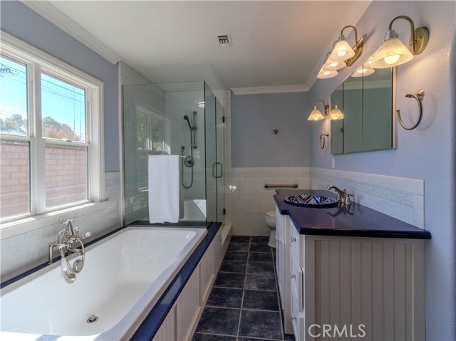 Detail Gallery Image 9 of 18 For 802 Renee, Redlands,  CA 92374 - 3 Beds | 2 Baths