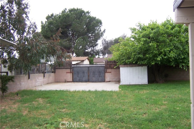 Detail Gallery Image 5 of 15 For 3008 Serrano Rd, San Bernardino,  CA 92405 - 2 Beds | 1 Baths