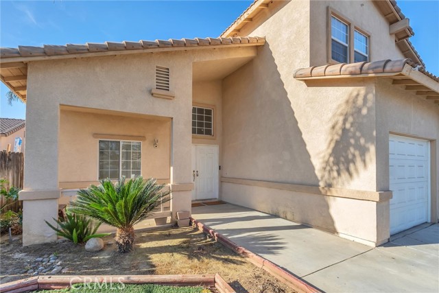 Detail Gallery Image 2 of 55 For 3901 Vicksburg Ct, Hemet,  CA 92545 - 5 Beds | 3 Baths