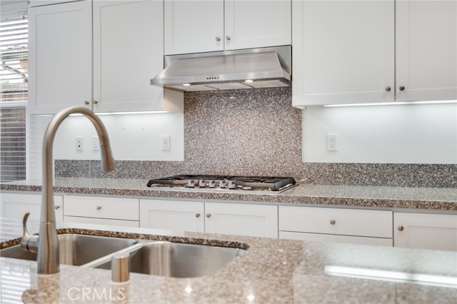 Detail Gallery Image 3 of 35 For 64 Meander, Irvine,  CA 92620 - 3 Beds | 2/1 Baths