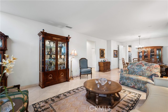 Detail Gallery Image 6 of 41 For 20769 Lugano, Porter Ranch,  CA 91326 - 3 Beds | 2 Baths