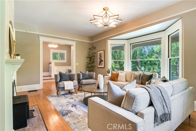16 Campbell Avenue, Redlands CA: https://media.crmls.org/medias/7ca1e08d-83ff-432a-a70e-fdce160f4f13.jpg