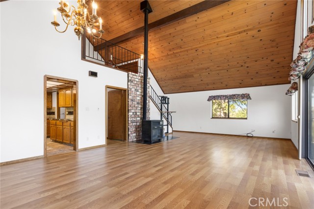 3 Town Hill Way, Berry Creek CA: https://media.crmls.org/medias/7ca1e549-439a-4ef5-8843-b9e8069dab76.jpg