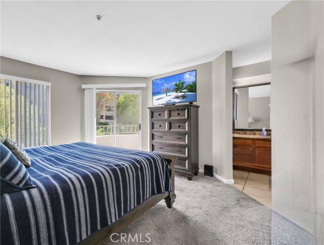 Detail Gallery Image 17 of 31 For 1980 Las Colinas Cir #301,  Corona,  CA 92879 - 2 Beds | 2 Baths