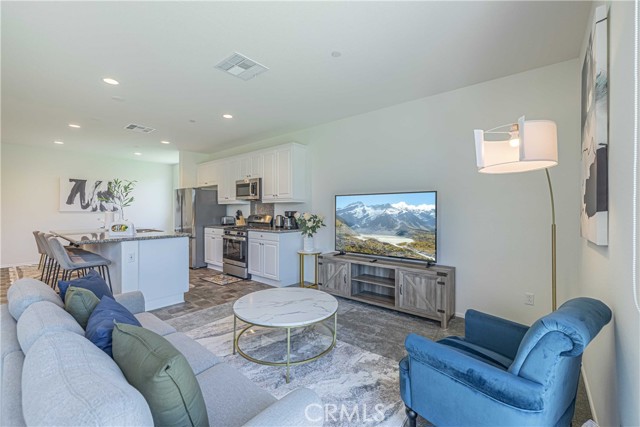Detail Gallery Image 1 of 36 For 44149 Buckeye Ct, Lancaster,  CA 93536 - 3 Beds | 2 Baths