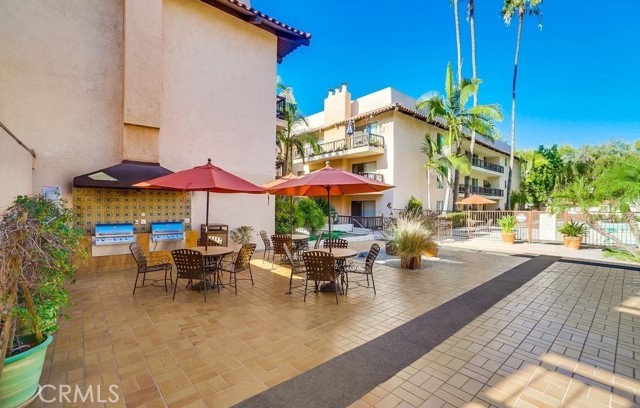 1127 E Del Mar Boulevard, Pasadena CA: https://media.crmls.org/medias/7ca2ee30-ec77-4789-aa2e-32e7dbf352bb.jpg