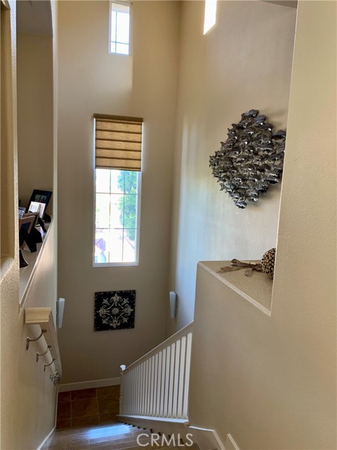 16 Teramo Court, Newport Coast CA: https://media.crmls.org/medias/7ca3594d-992e-46f3-89e7-47cfeff177d8.jpg