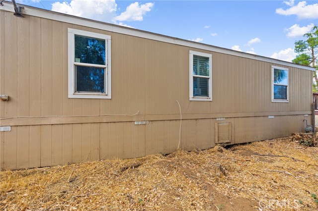 17603 Hayes, Lake Elsinore CA: https://media.crmls.org/medias/7ca37169-d283-4256-95f1-41590ae56ce5.jpg