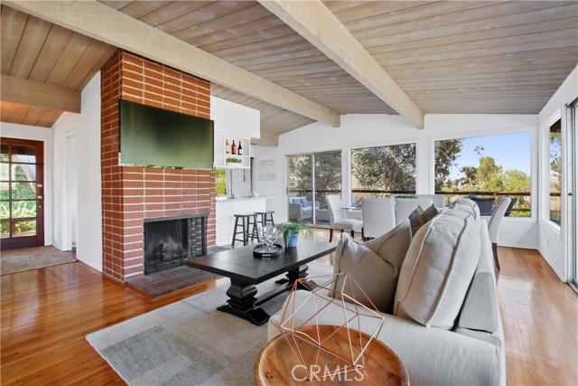 2249 Carriage Drive, Rolling Hills Estates, California 90274, 4 Bedrooms Bedrooms, ,1 BathroomBathrooms,Residential,Sold,Carriage,SB22013774