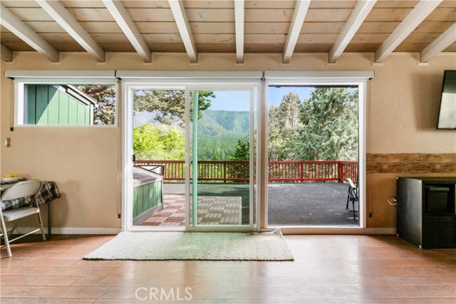 Detail Gallery Image 15 of 44 For 1145 Rivera Dr, Wrightwood,  CA 92397 - 3 Beds | 2 Baths