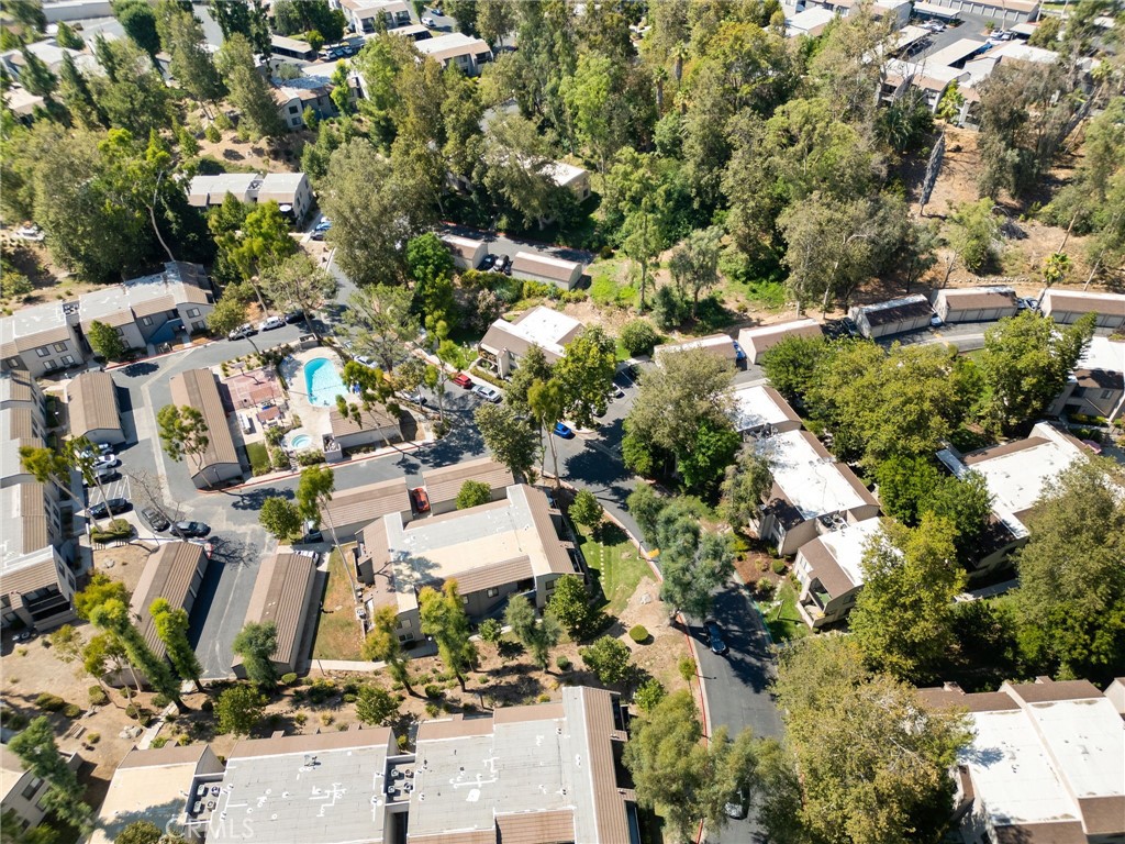 https://media.crmls.org/medias/7ca5d165-d52e-4f74-bc3c-bacd0ae77712.jpg?preset=X-Large