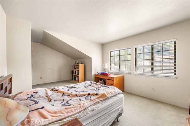 Image 18 of 32 For 1051 Promontory Pl