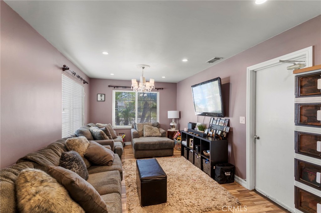 MLS #SB24225966 image #11