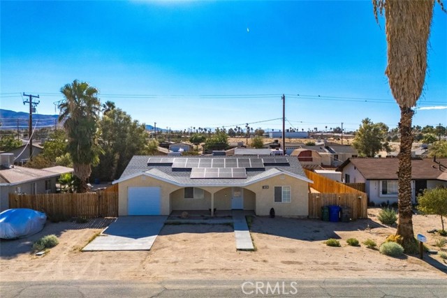 Detail Gallery Image 1 of 41 For 6350 Athol Ave, Twentynine Palms,  CA 92277 - 3 Beds | 3 Baths