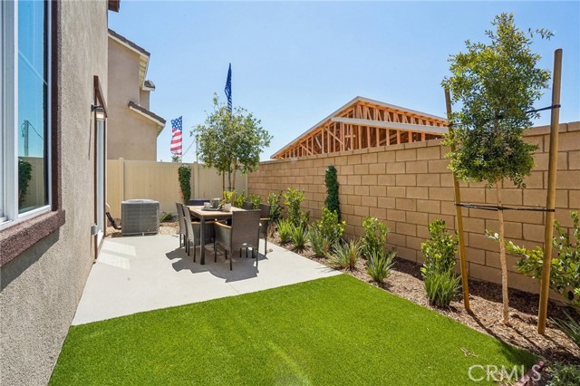 Detail Gallery Image 22 of 24 For 6341 Sierra Vista Ln, Fontana,  CA 92336 - 4 Beds | 2/1 Baths
