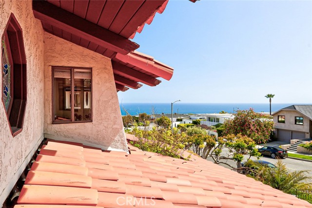Detail Gallery Image 35 of 70 For 3802 Surfwood Rd, Malibu,  CA 90265 - 4 Beds | 3 Baths
