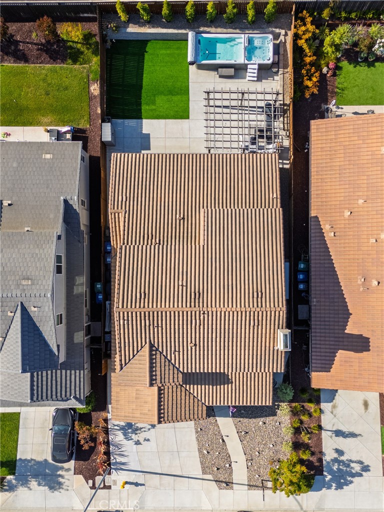 https://media.crmls.org/medias/7ca8a504-4b39-43a4-86f5-ab97cd70a604.jpg?preset=X-Large