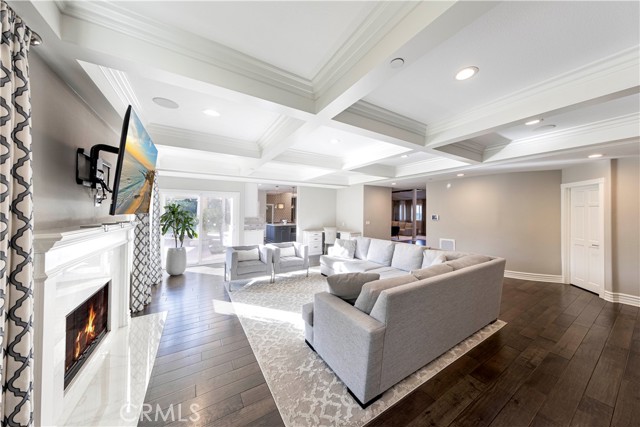 Detail Gallery Image 24 of 75 For 185 S Trish Ct, Anaheim Hills,  CA 92808 - 5 Beds | 4/1 Baths