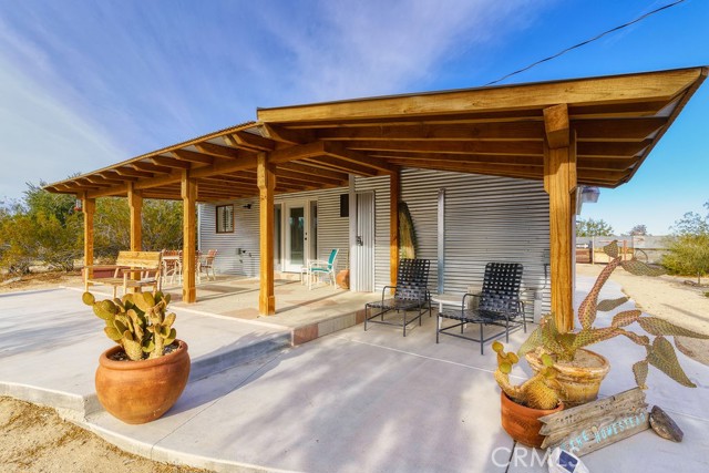 Detail Gallery Image 7 of 37 For 2653 Meldora, Twentynine Palms,  CA 92277 - 3 Beds | 3 Baths