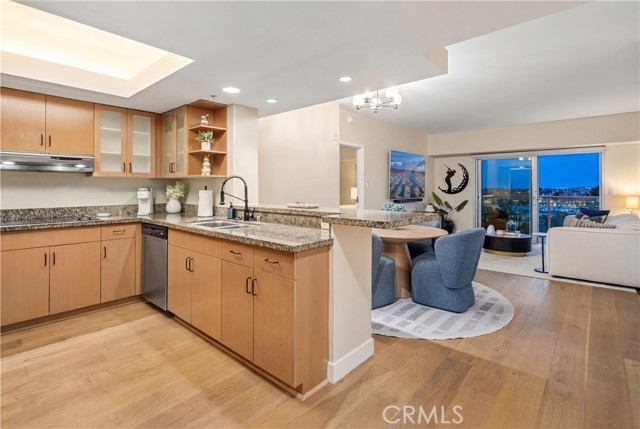 Front Image Thumbnail for CRSR26087262