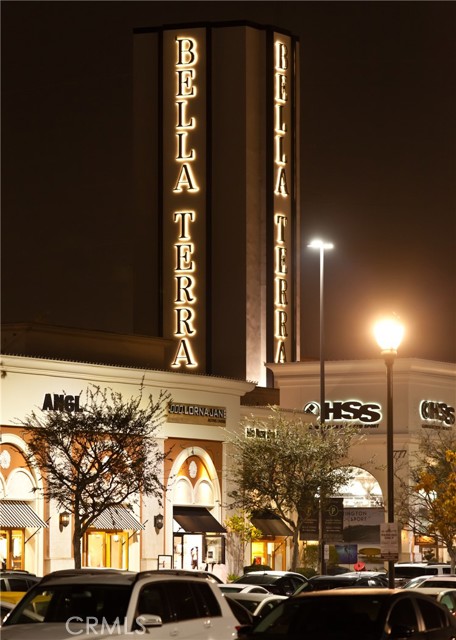 Detail Gallery Image 29 of 30 For 502 12th, Huntington Beach,  CA 92648 - 3 Beds | 2 Baths