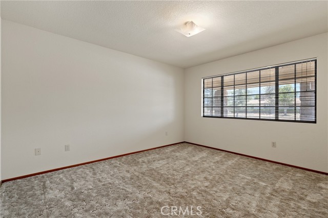 Image 26 of 51 For 26555 Lore Heights Court