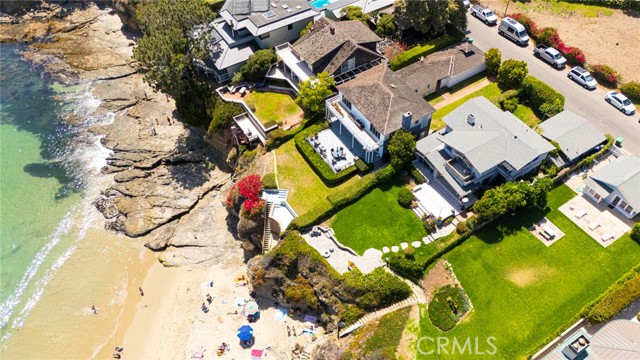 1051 Marine Drive, Laguna Beach CA: https://media.crmls.org/medias/7caa6ba3-fc8d-4cf6-b65a-2cd8597fbc8b.jpg
