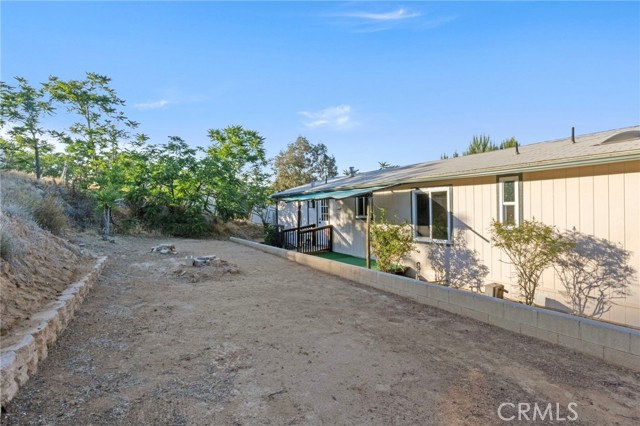 27255 Vista Avenue, Perris CA: https://media.crmls.org/medias/7cab2ea2-3407-4a75-9d5f-b13a319d8f34.jpg