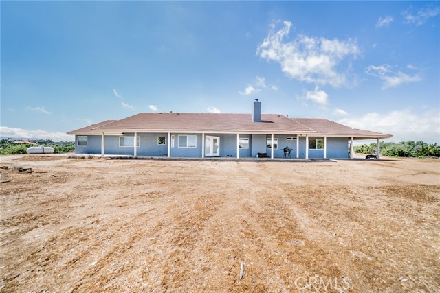 Detail Gallery Image 5 of 50 For 10636 Larch, Oak Hills,  CA 92344 - 5 Beds | 3 Baths