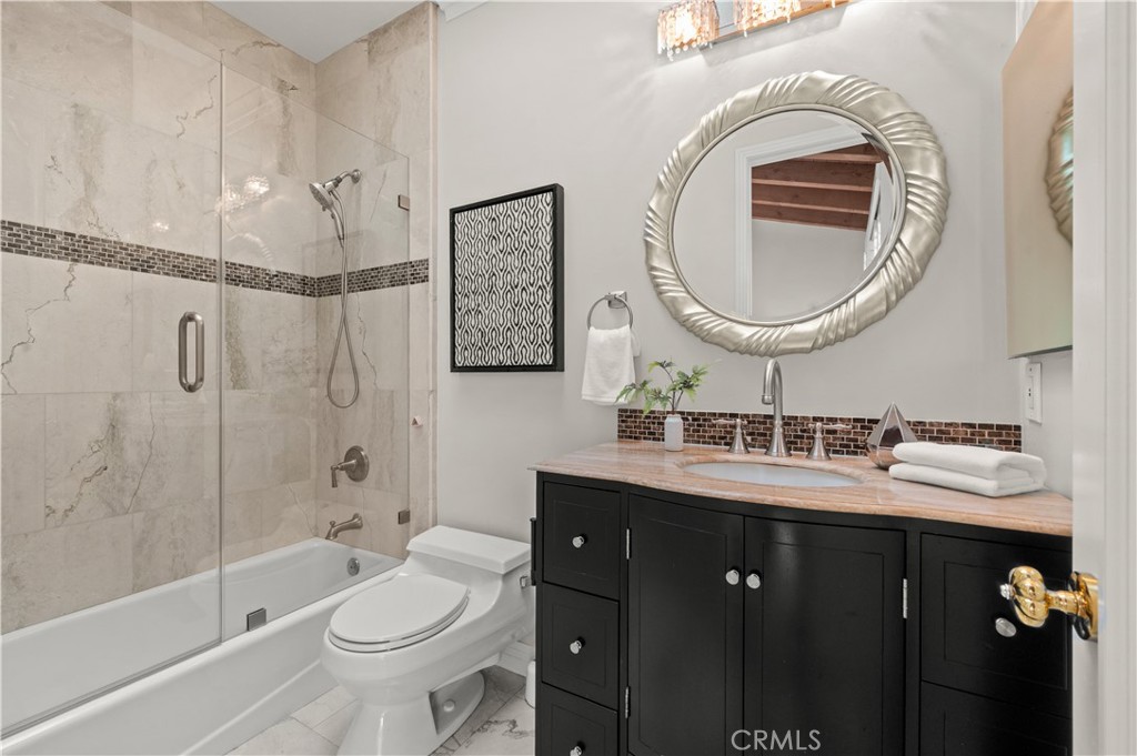 https://media.crmls.org/medias/7cab97b6-d47f-48be-82fe-966a2061dcb7.jpg?preset=X-Large