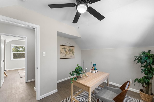 44008 Hoban Avenue, Lancaster CA: https://media.crmls.org/medias/7caca4c8-b3a3-44ea-a47f-4dab02450968.jpg