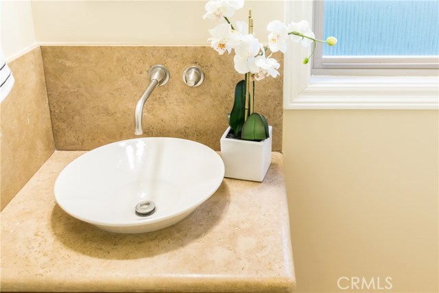 206 Calle Miramar, Redondo Beach, California 90277, 4 Bedrooms Bedrooms, ,3 BathroomsBathrooms,Residential,Sold,Calle Miramar,SB17021229