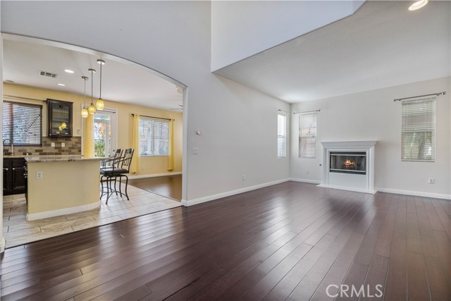 Detail Gallery Image 13 of 56 For 24112 Joshua, Valencia,  CA 91354 - 4 Beds | 3 Baths