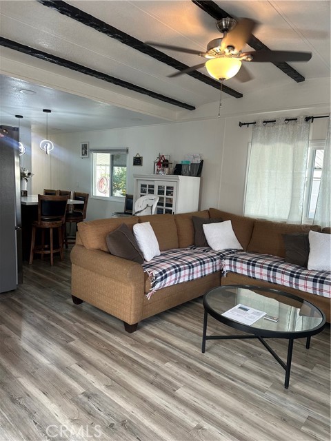 Detail Gallery Image 3 of 11 For 1097 State, Hemet,  CA 92543 - 3 Beds | 1/1 Baths