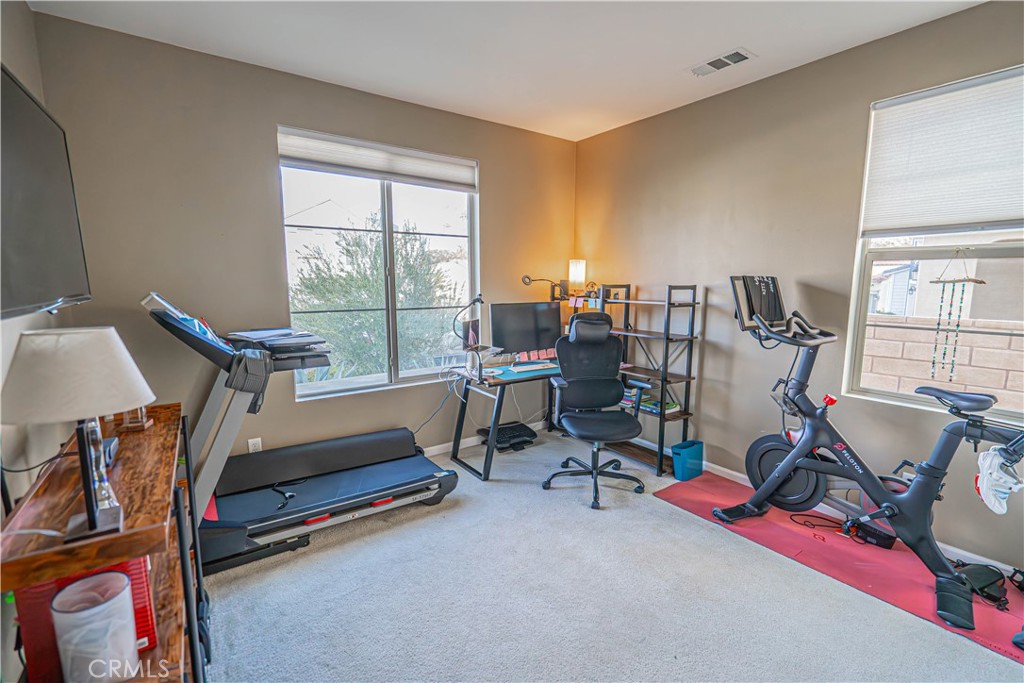 https://media.crmls.org/medias/7cad7279-ca73-443b-849d-568438678147.jpg?preset=X-Large