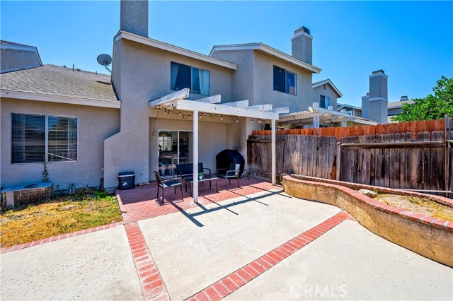 818 Live Oak Place, Corona CA: https://media.crmls.org/medias/7cadcf73-d592-4b93-b259-dcc02cc51aa5.jpg